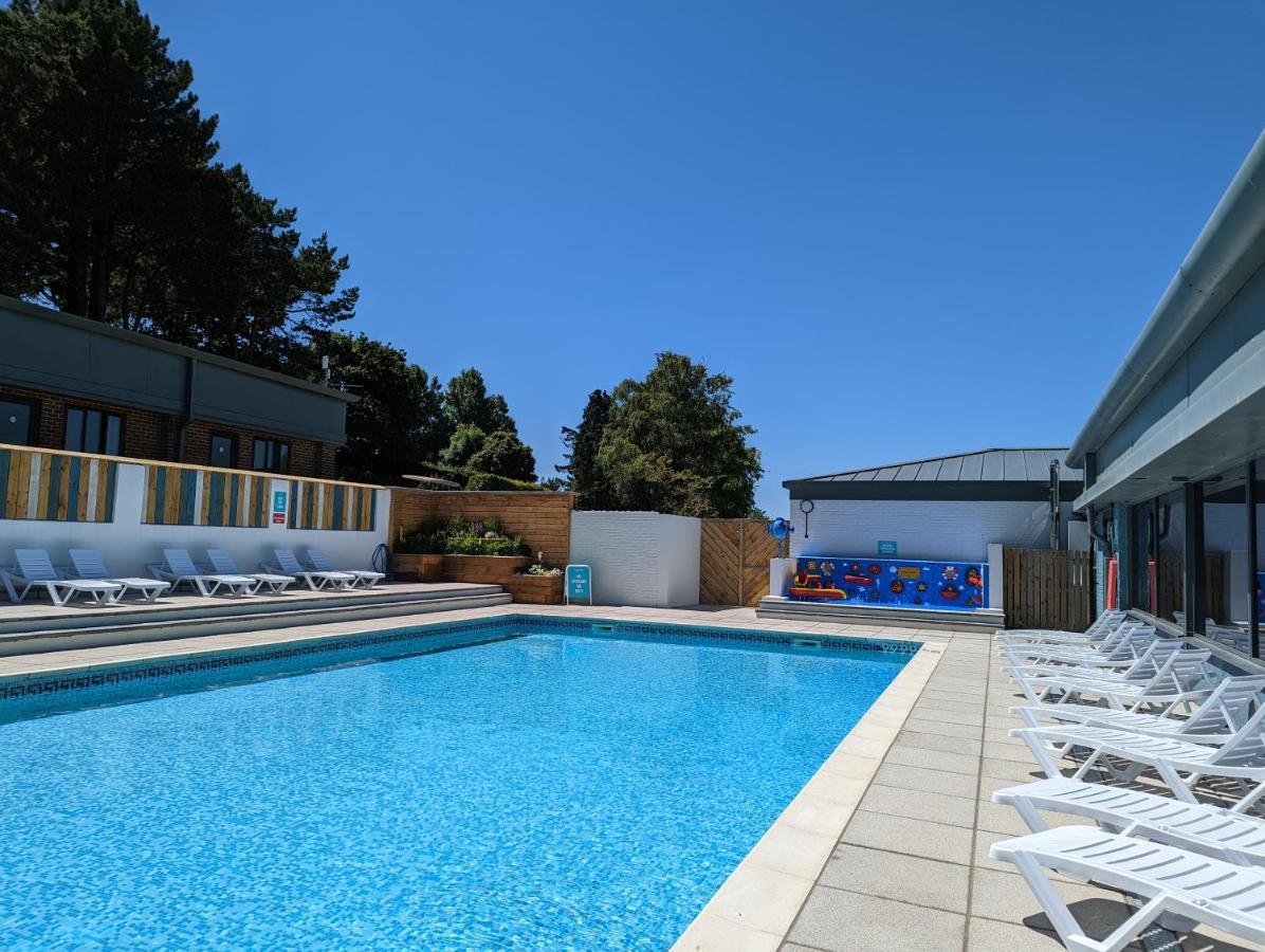 Newlands Holidays Bridport Extérieur photo