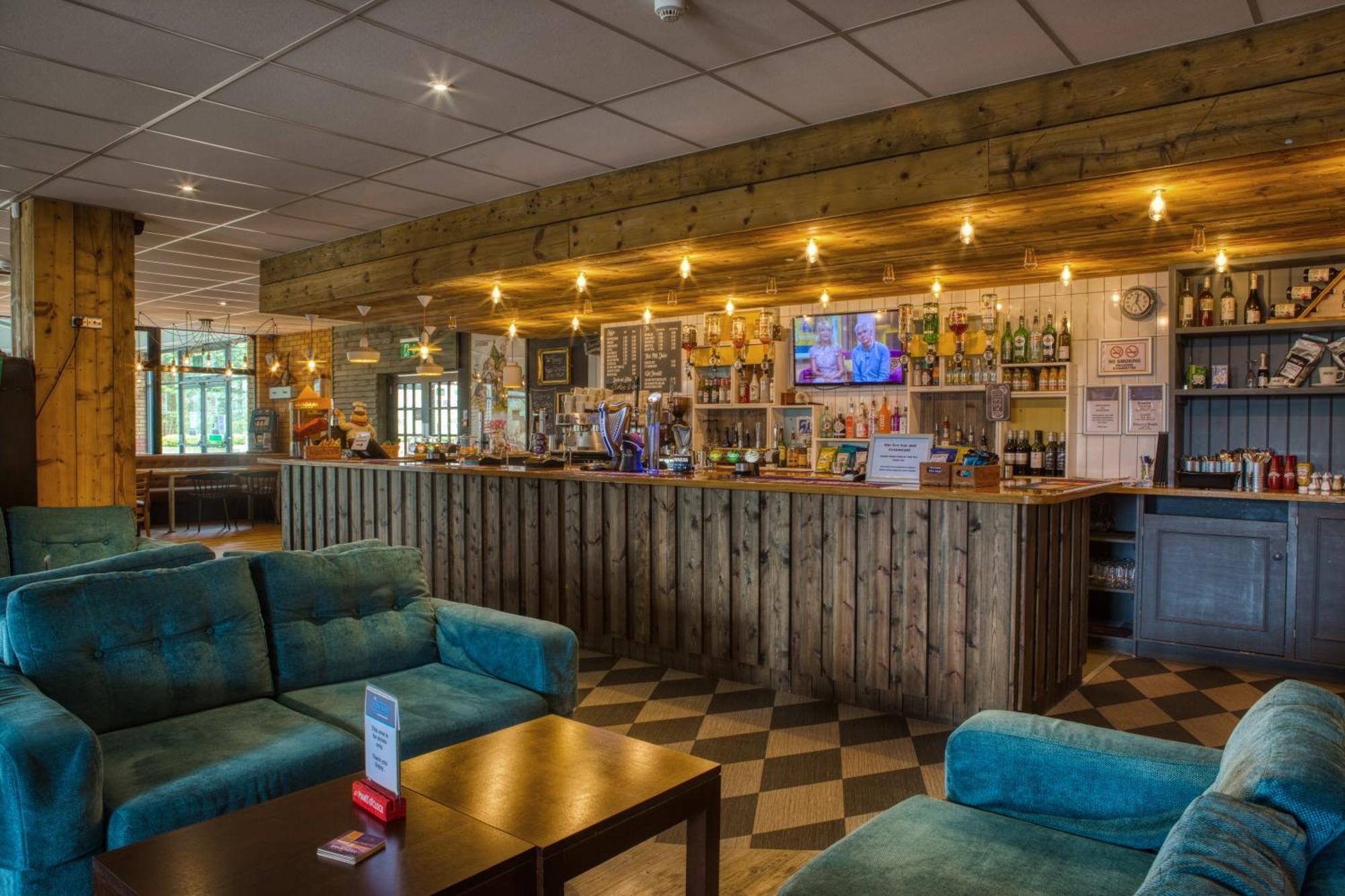 Newlands Holidays Bridport Extérieur photo