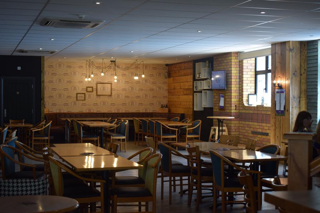 Newlands Holidays Bridport Extérieur photo